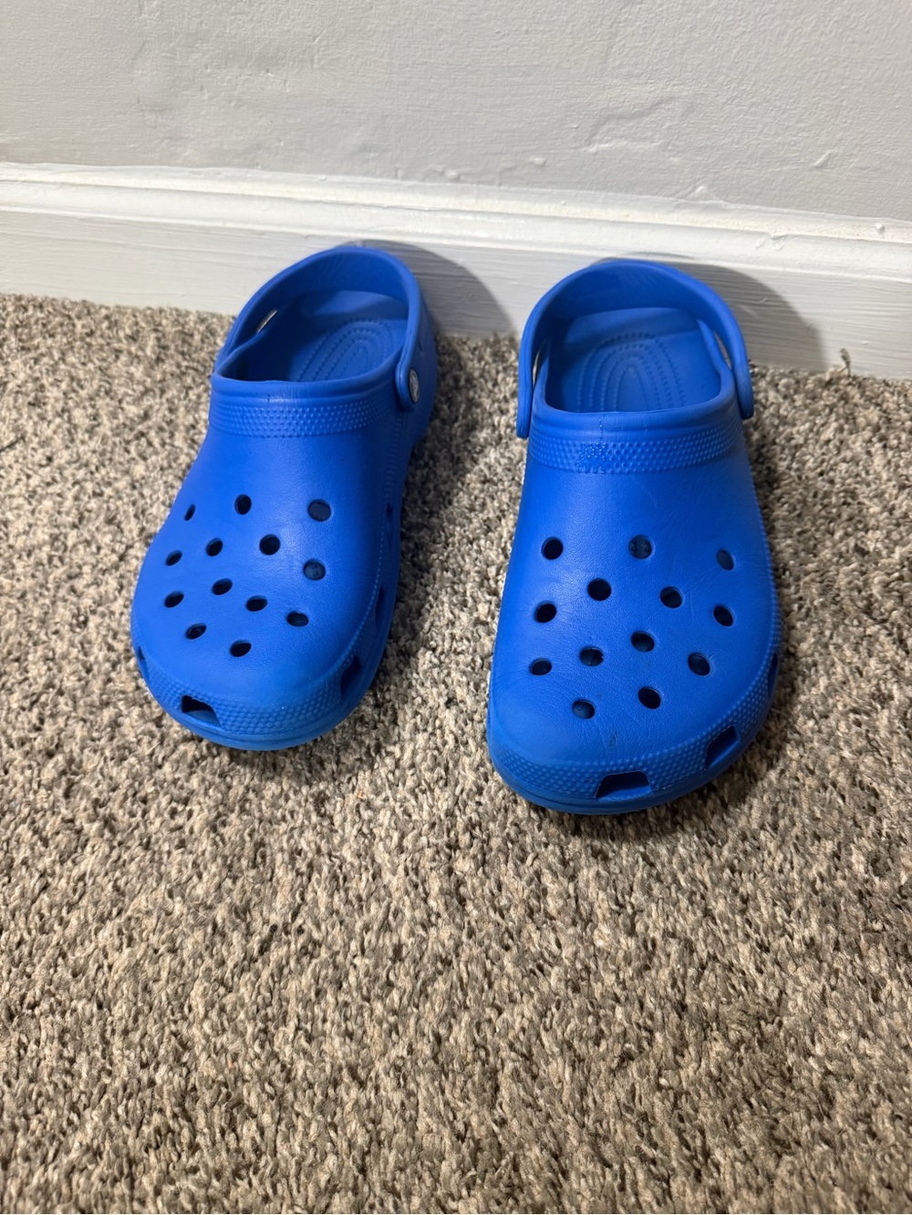 CROCS Classic Clog in Bright Blue for Men